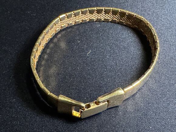 Trifari Jewelry - Trifari Gold Tone Panel Link Fold Over Clasp Bracelet Size 7